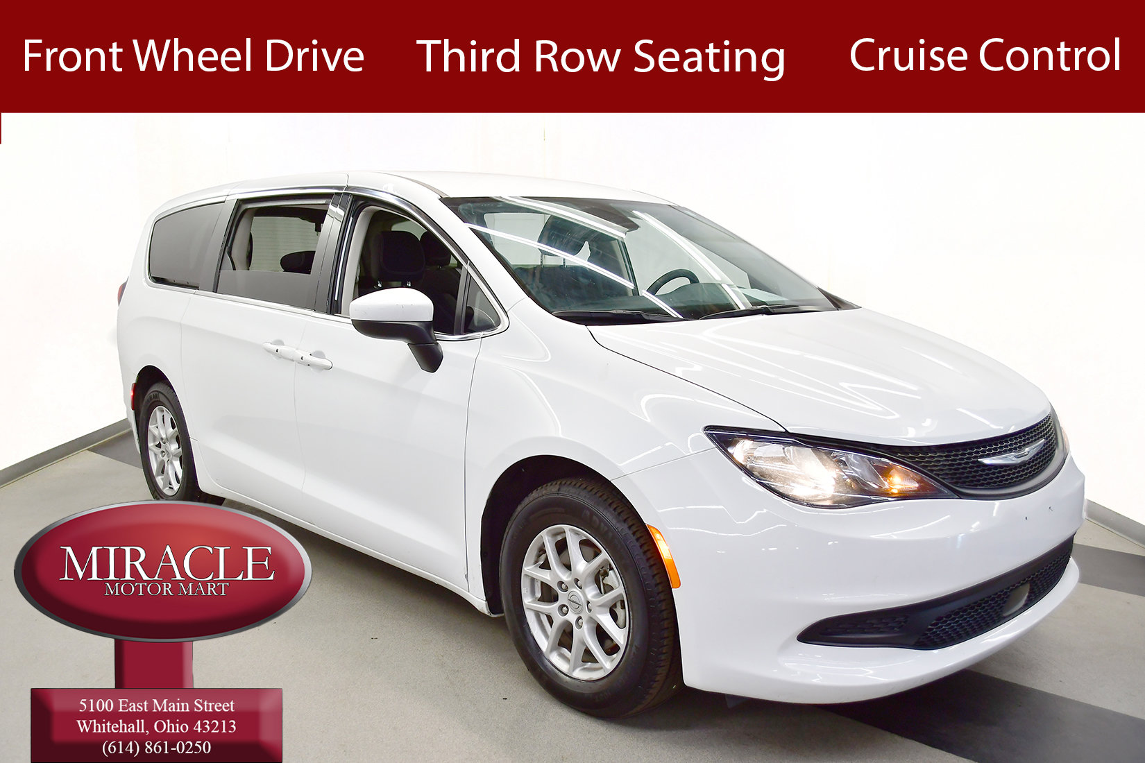Used 2023 Chrysler Voyager LX FWD image 1