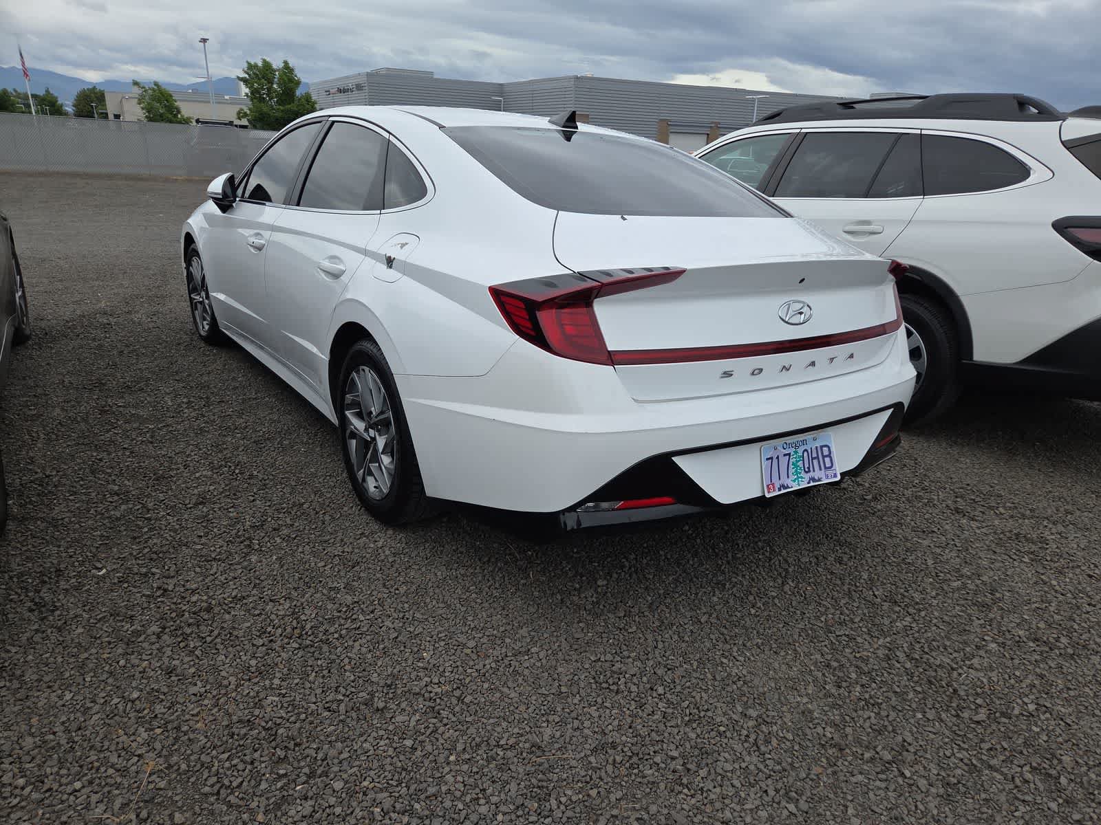 Used 2023 Hyundai Sonata SEL FWD image 3