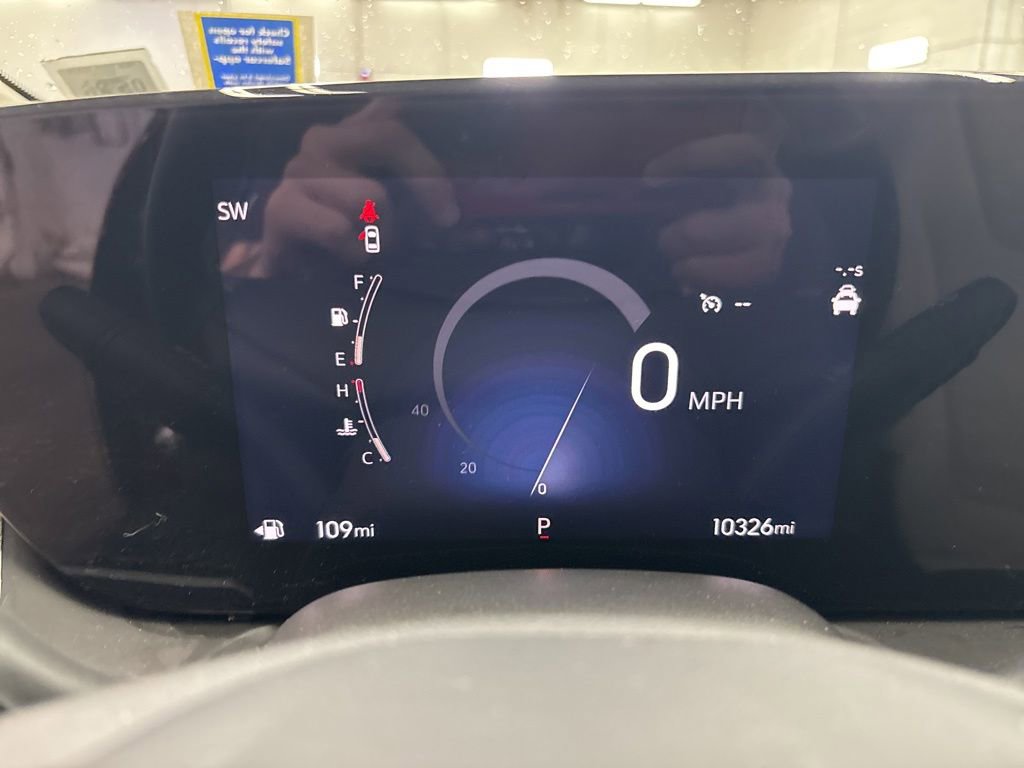 Used 2024 Buick Encore GX Preferred w/ Comfort Package AWD/4WD image 23