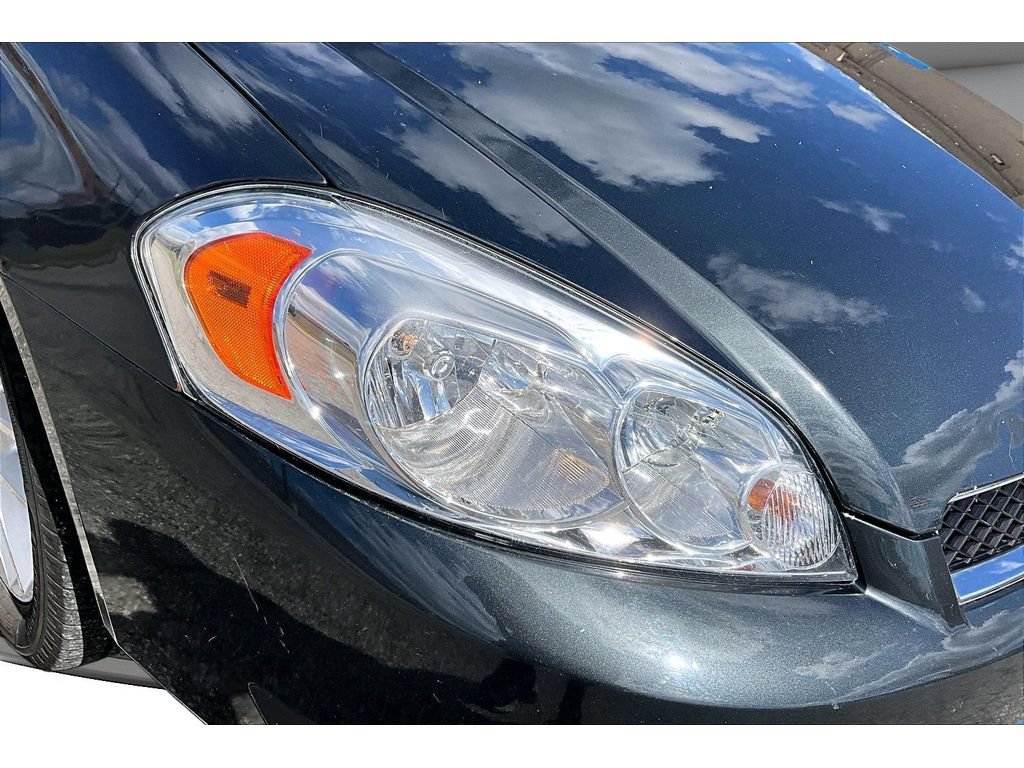 Used 2013 Chevrolet Impala LTZ FWD image 32
