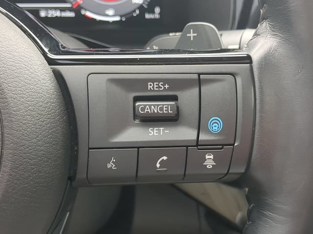 Used 2024 Nissan Pathfinder Platinum w/ Black Appearance Package AWD/4WD image 19