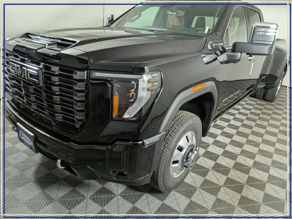 New 2026 GMC Sierra 3500 Denali Ultimate AWD/4WD image 9