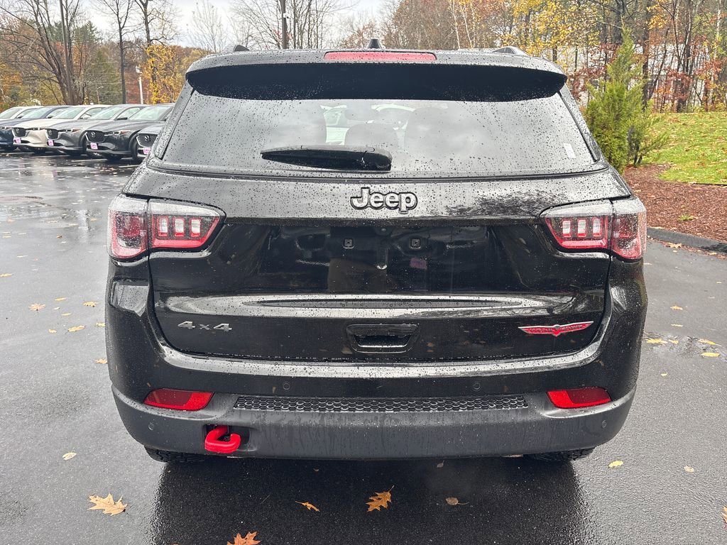 Used 2024 Jeep Compass Trailhawk image 4