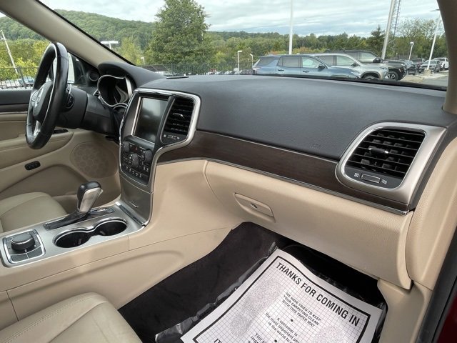 Used 2017 Jeep Grand Cherokee Limited image 40