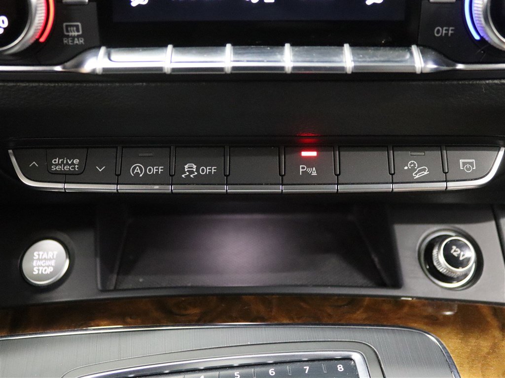 Used 2018 Audi Q5 2.0T Premium Plus w/ Premium Plus Package image 30