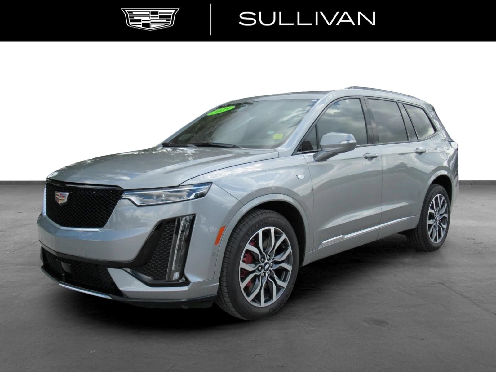 Certified 2025 Cadillac XT6 Sport w/ Platinum Package AWD/4WD image 4