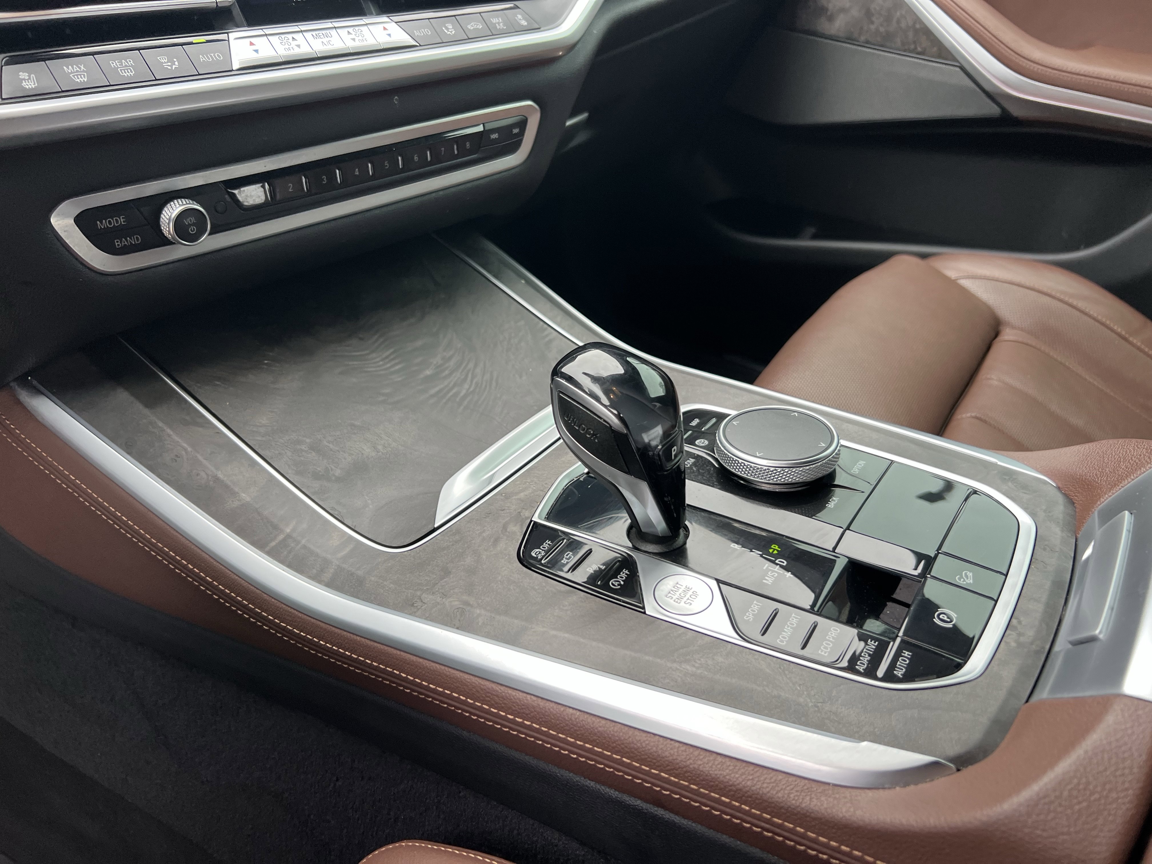 Used 2019 BMW X5 xDrive40i w/ M Sport Package image 28