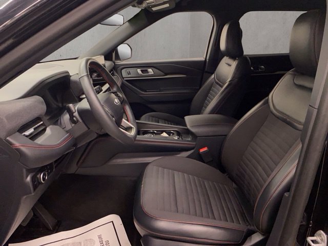 Used 2018 Ford Escape Titanium w/ Ford Safe & Smart Package AWD/4WD image 46