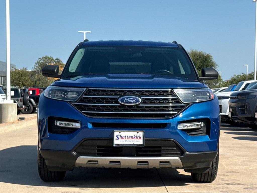 Used 2023 Ford Explorer XLT w/ Equipment Group 202A RWD video 2