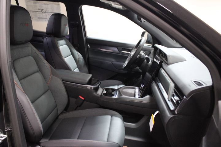 New 2026 GMC Terrain AT4 w/ Convenience Package III image 23