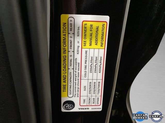 Used 2025 Volvo XC40 B5 Plus image 91