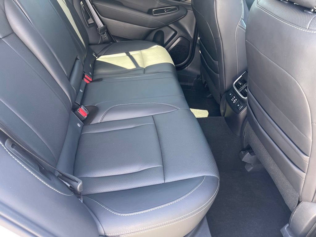 Certified 2023 Subaru Outback Touring XT AWD/4WD image 34