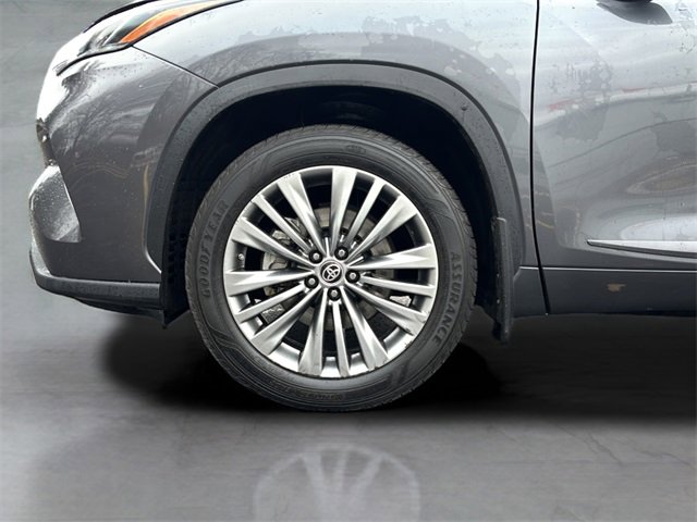 Certified 2021 Toyota Highlander Platinum image 27