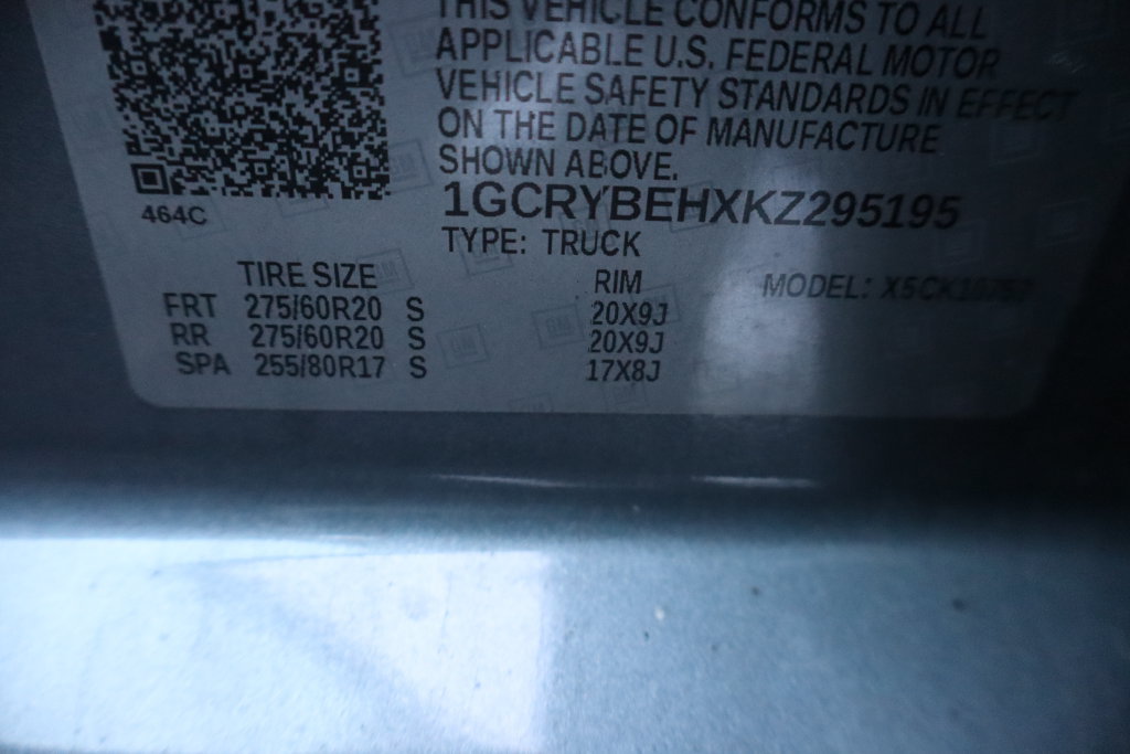 Used 2019 Chevrolet Silverado 1500 Custom w/ Custom Value Package AWD/4WD image 4