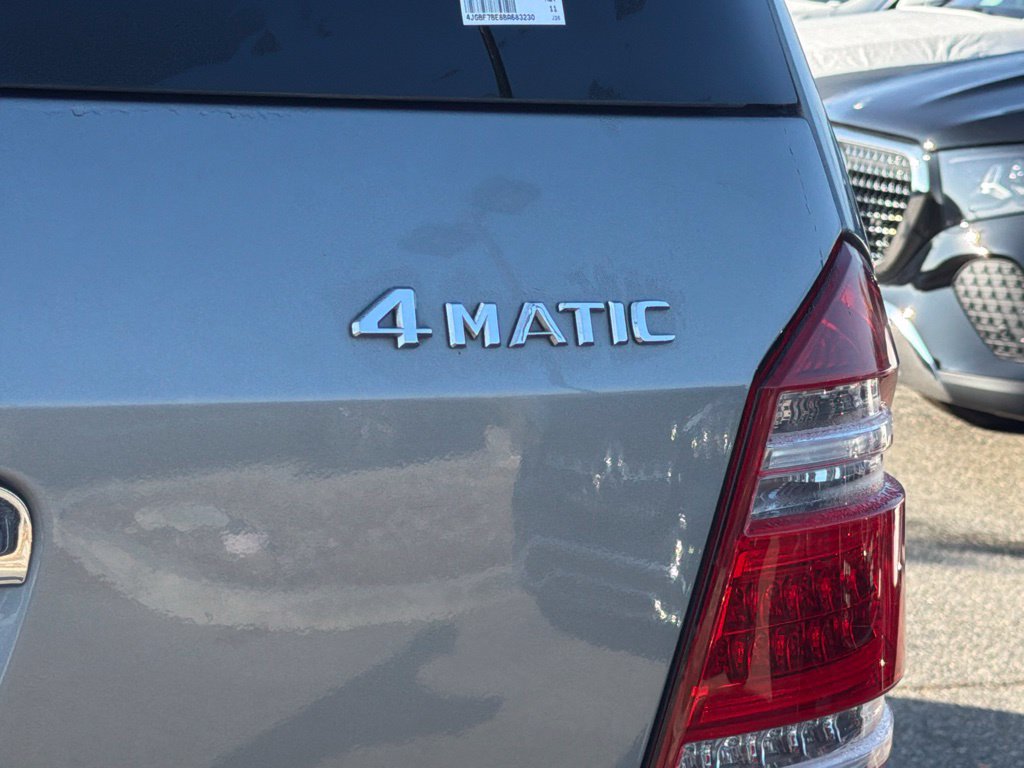 Used 2011 Mercedes-Benz GL 450 4MATIC image 16