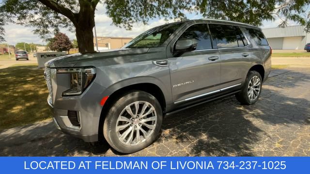 Certified 2021 GMC Yukon Denali w/ Denali Premium Package AWD/4WD image 4