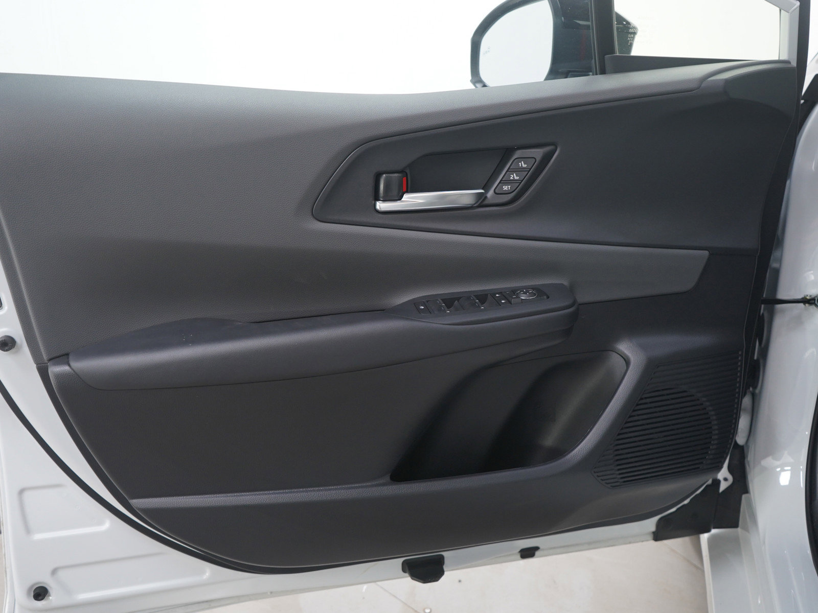 Used 2025 Toyota Prius Limited image 22