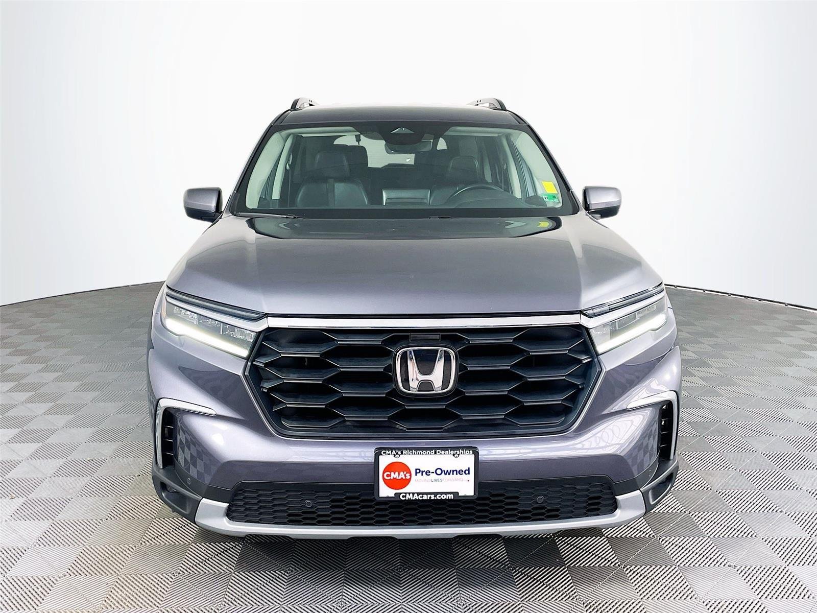 Used 2024 Honda Pilot EX-L image 2