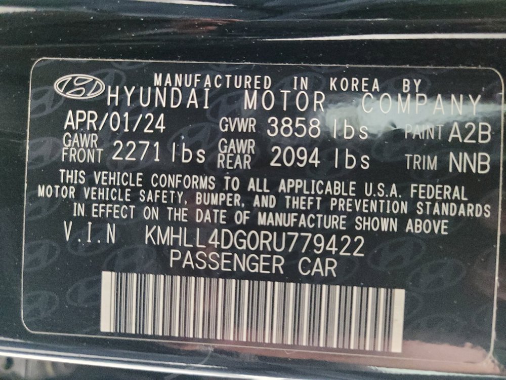 Used 2024 Hyundai Elantra SE FWD image 33