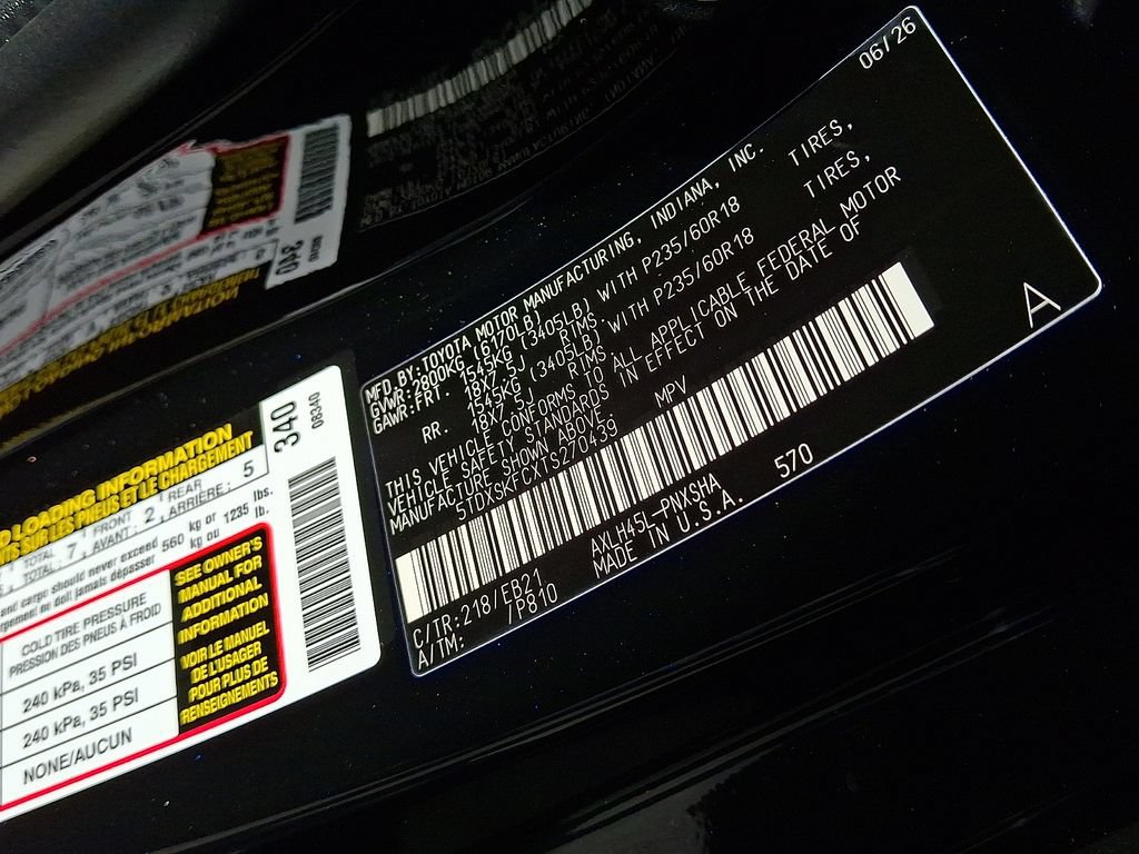 New 2026 Toyota Sienna XSE AWD/4WD image 17