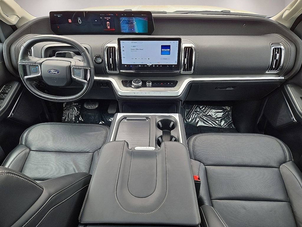 Used 2025 Ford Expedition Max Platinum AWD/4WD image 16