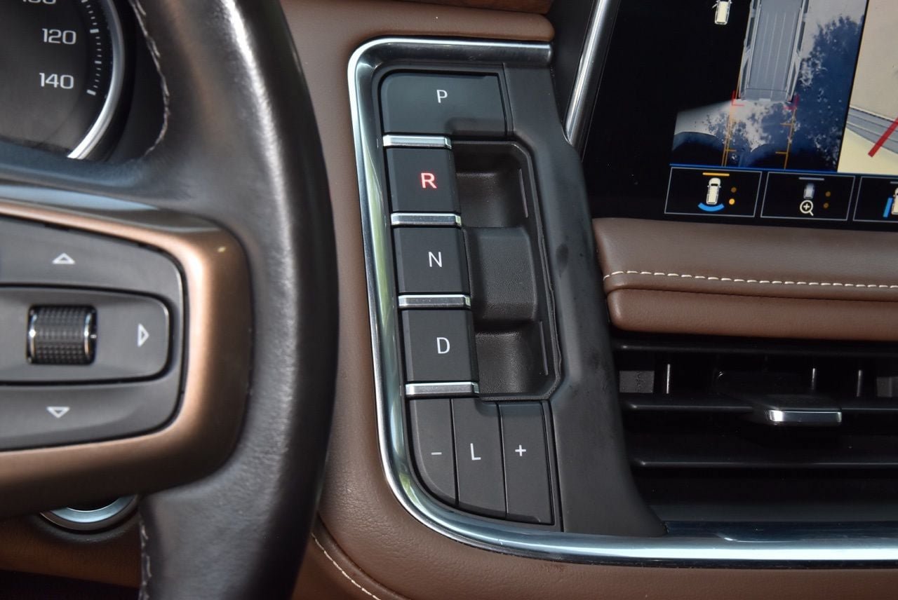 Used 2021 Chevrolet Tahoe High Country w/ Premium Package RWD image 31