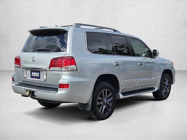 Used 2013 Lexus LX 570 4WD w/ Luxury Pkg w/Pre-crash image 5