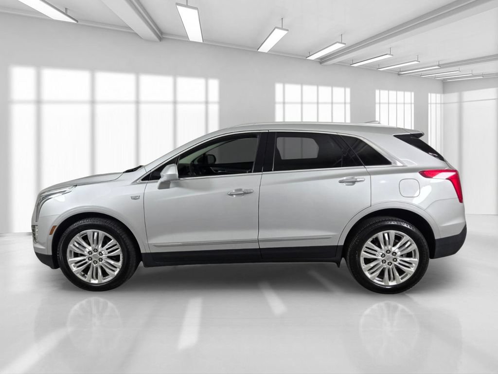 Used 2019 Cadillac XT5 Premium Luxury AWD/4WD image 4