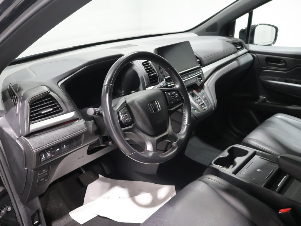 Used 2025 Honda Odyssey Sport-L image 16