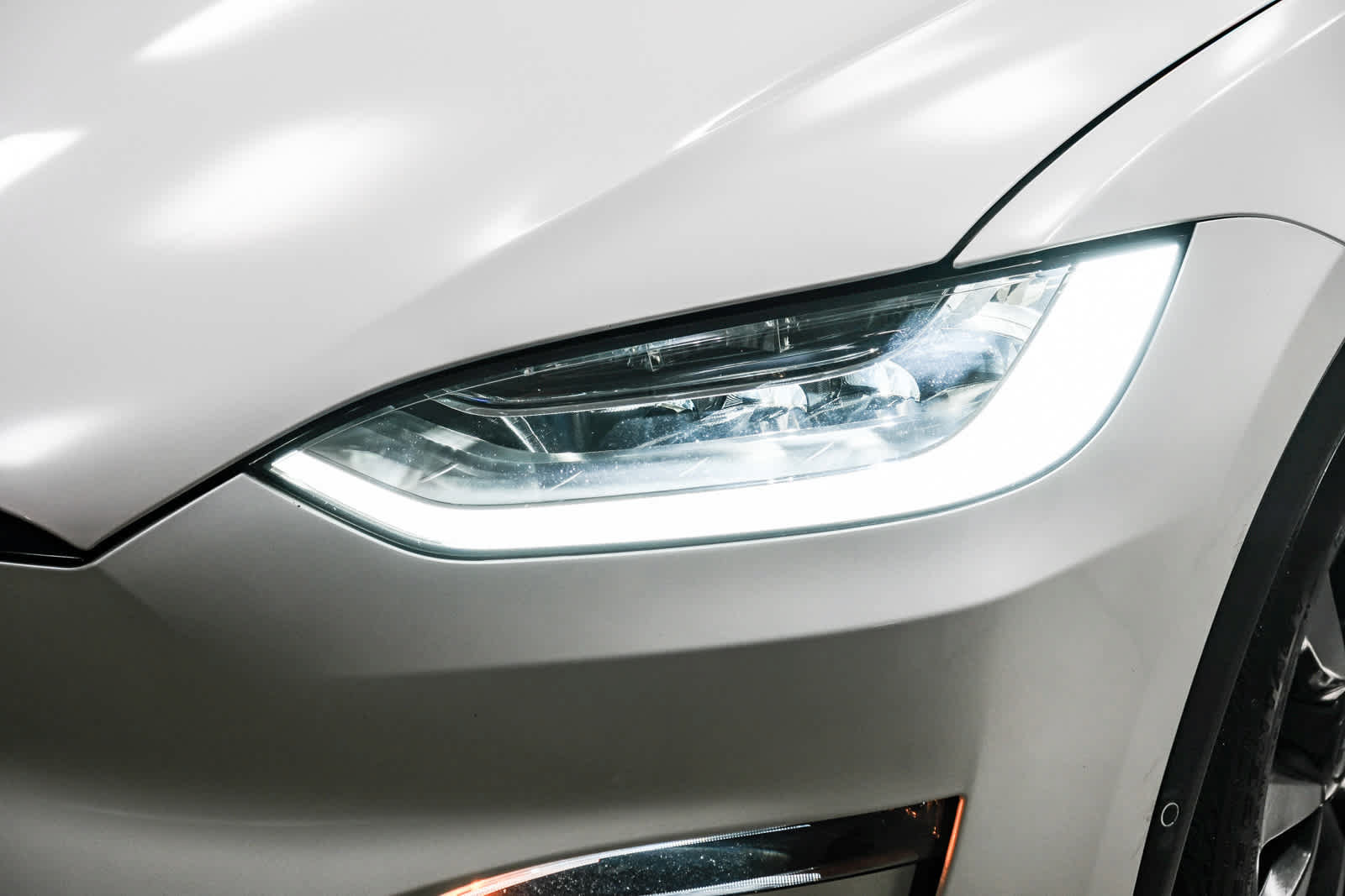 Used 2023 Tesla Model X AWD/4WD image 13