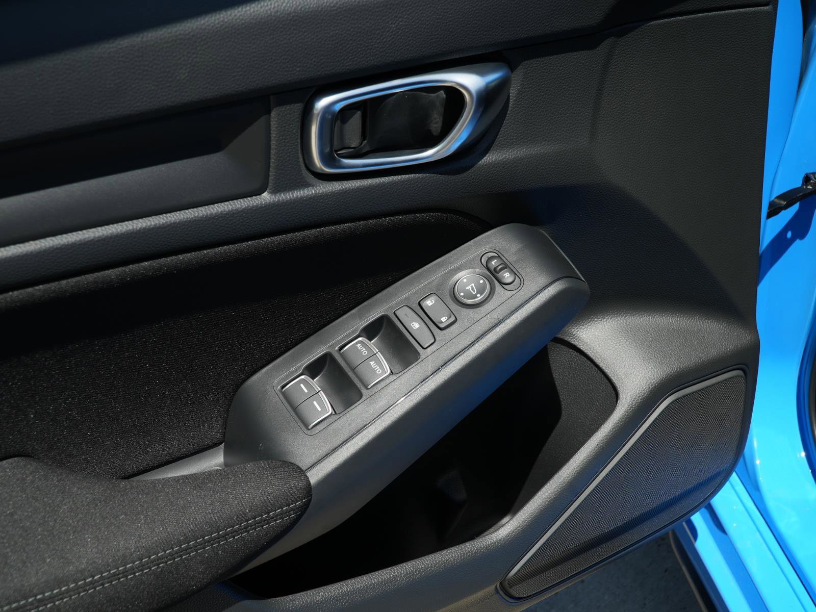 Used 2025 Honda Civic Sport image 14