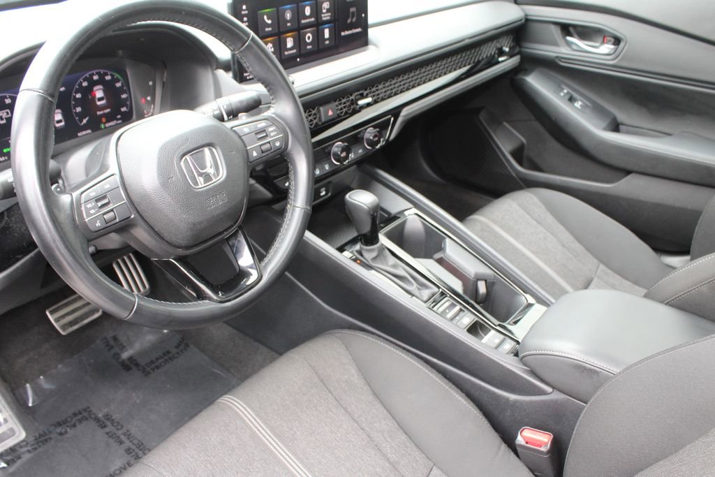 Used 2024 Honda Accord Sport image 14
