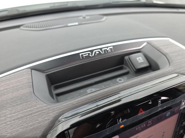 New 2026 RAM 2500 Laramie w/ Night Edition AWD/4WD image 21
