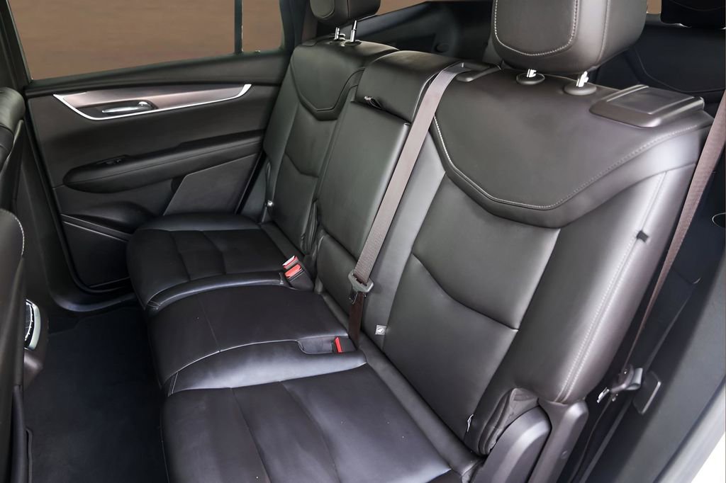 Certified 2022 Cadillac XT6 Luxury image 25