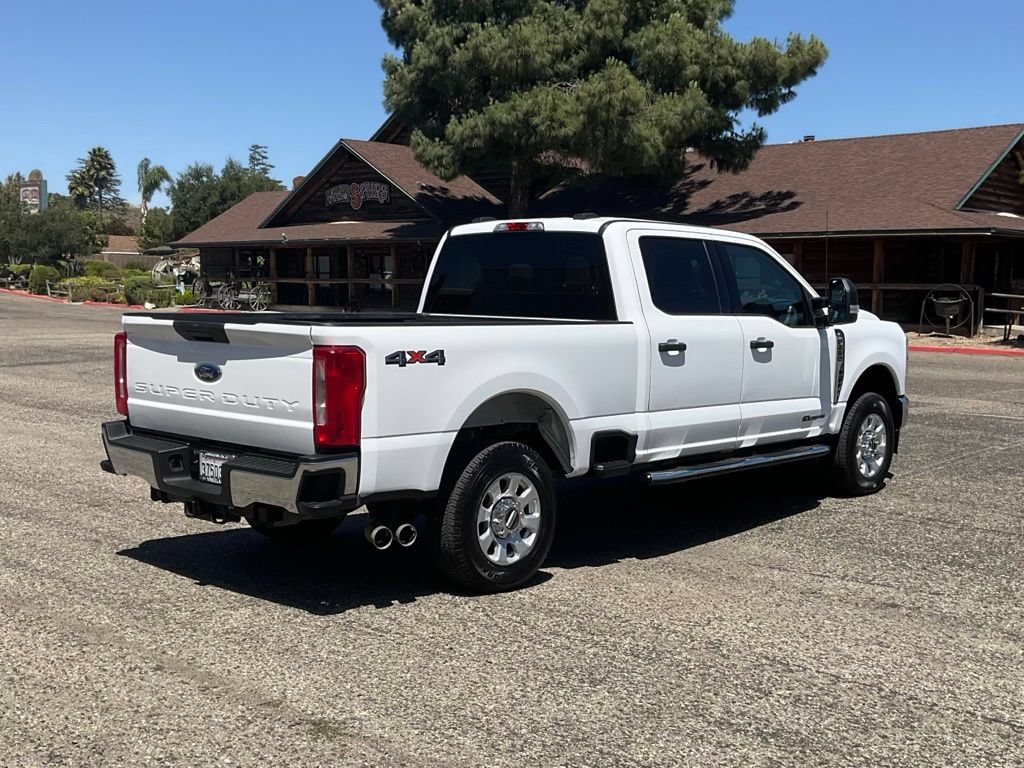 Used 2023 Ford F250 XLT AWD/4WD image 6