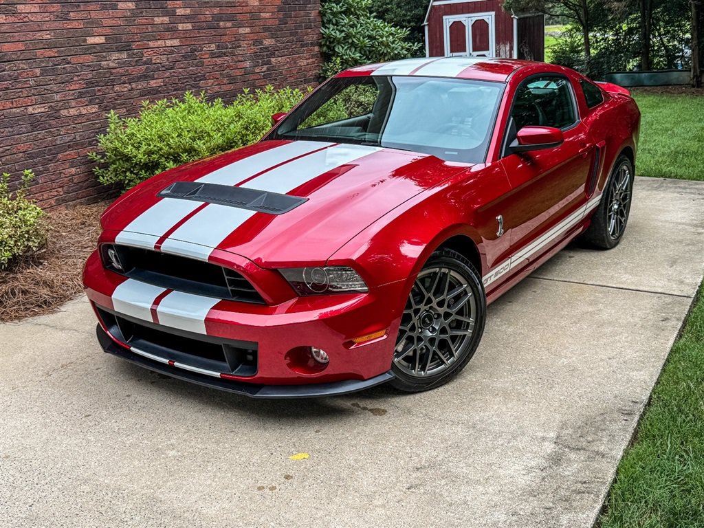Used 2013 Ford Mustang Shelby GT500 RWD image 6
