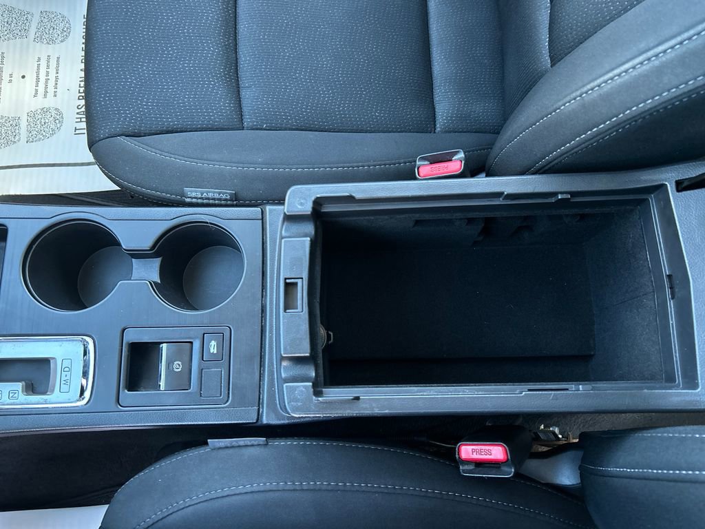 Used 2016 Subaru Legacy 2.5i Premium w/ Moonroof Package image 19