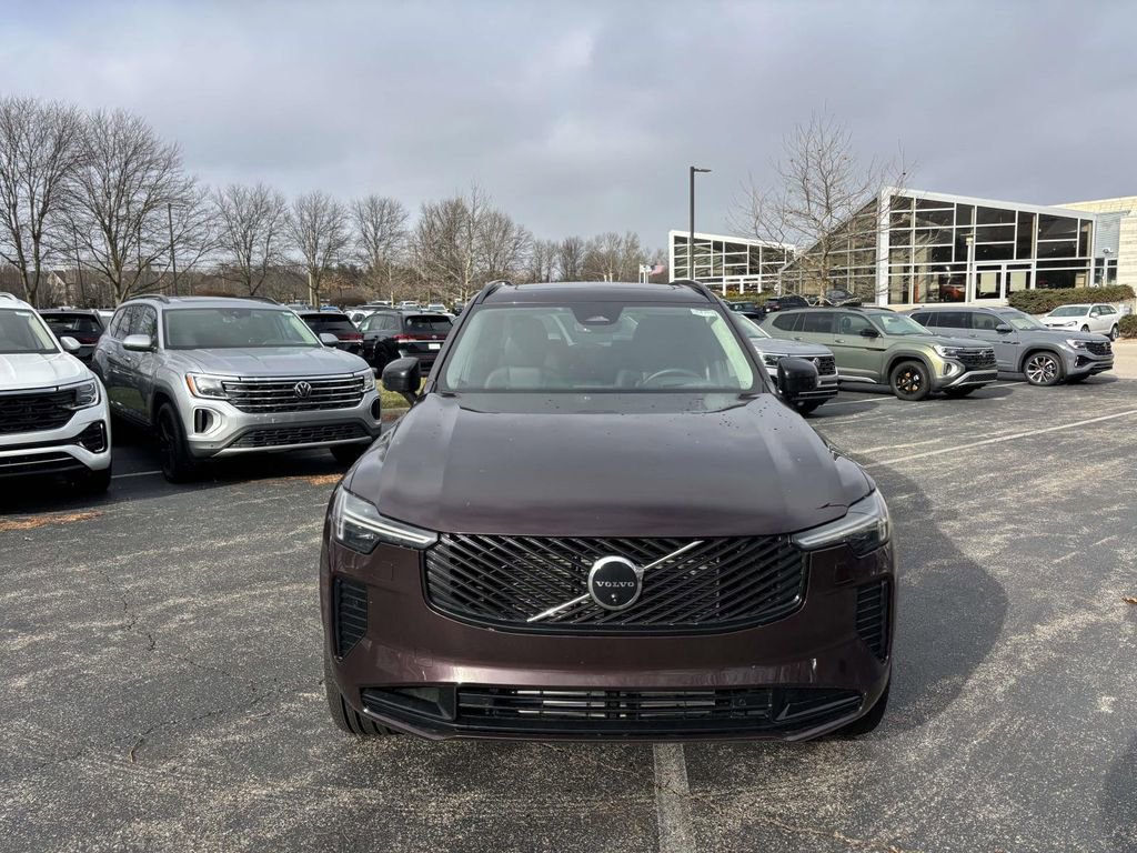 New 2026 Volvo XC90 T8 Ultra w/ Protection Package Premier image 2