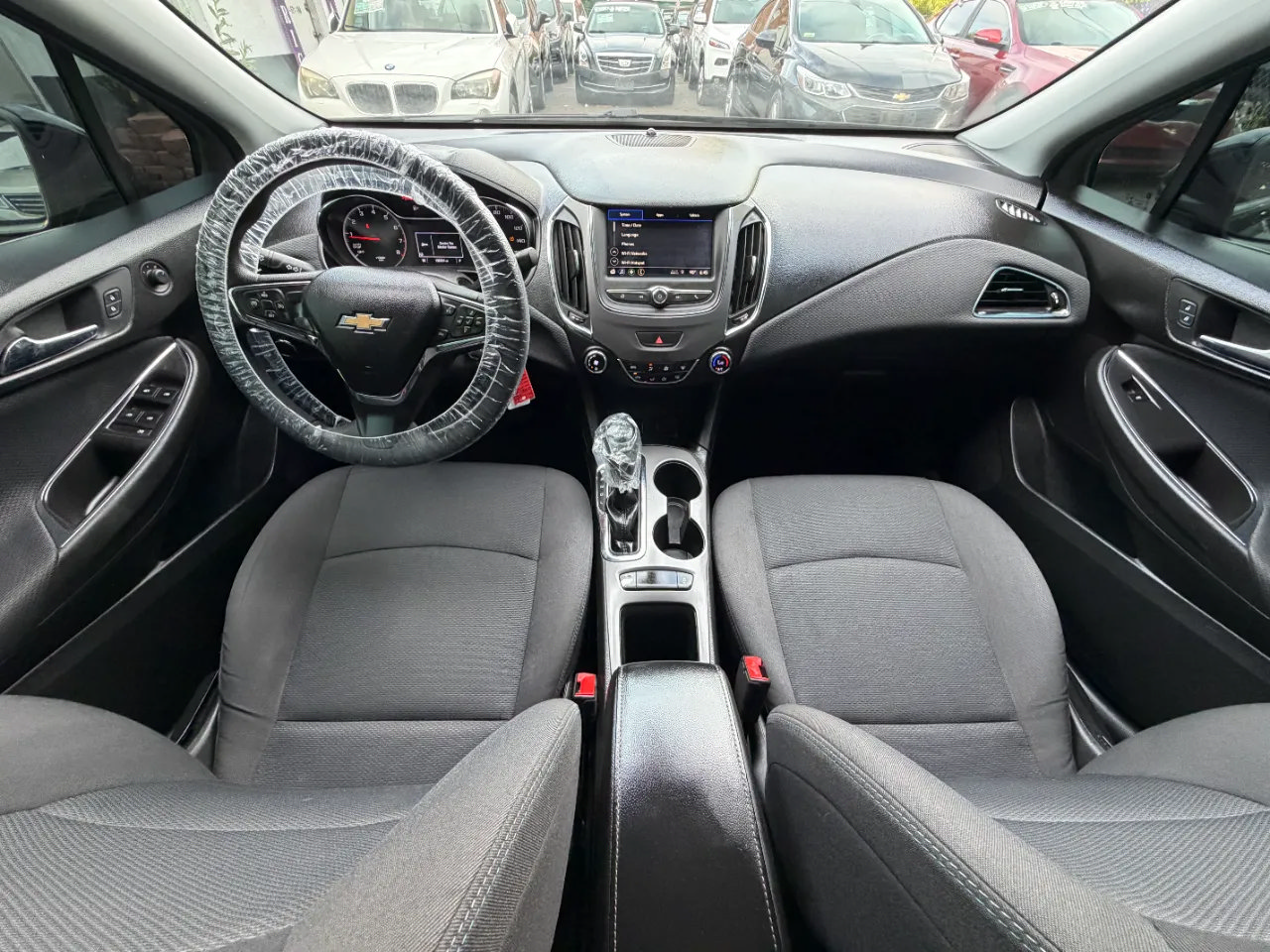 Used 2019 Chevrolet Cruze LT FWD image 42