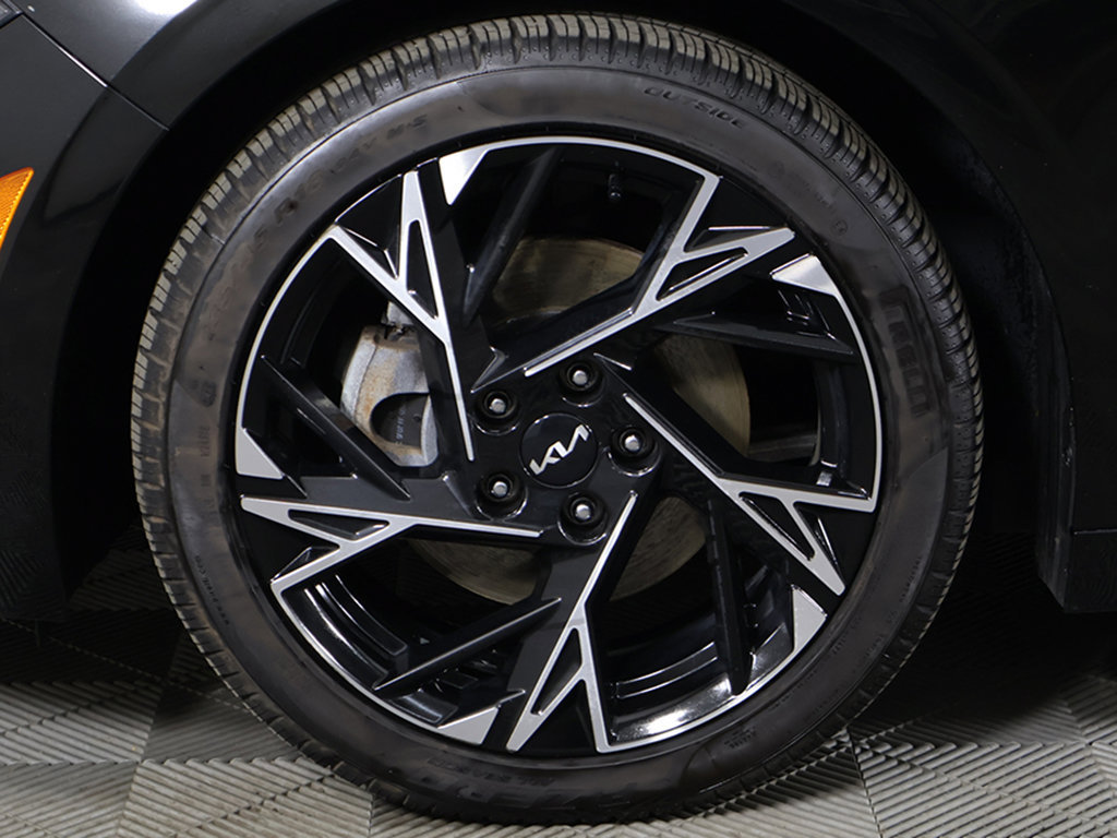 Used 2025 Kia K5 GT-Line w/ GT-Line Premium Package AWD/4WD image 24