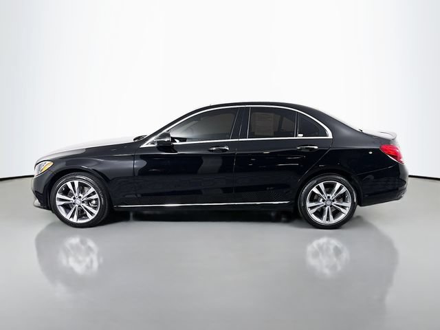 Used 2016 Mercedes-Benz C 300 4MATIC Sedan image 4
