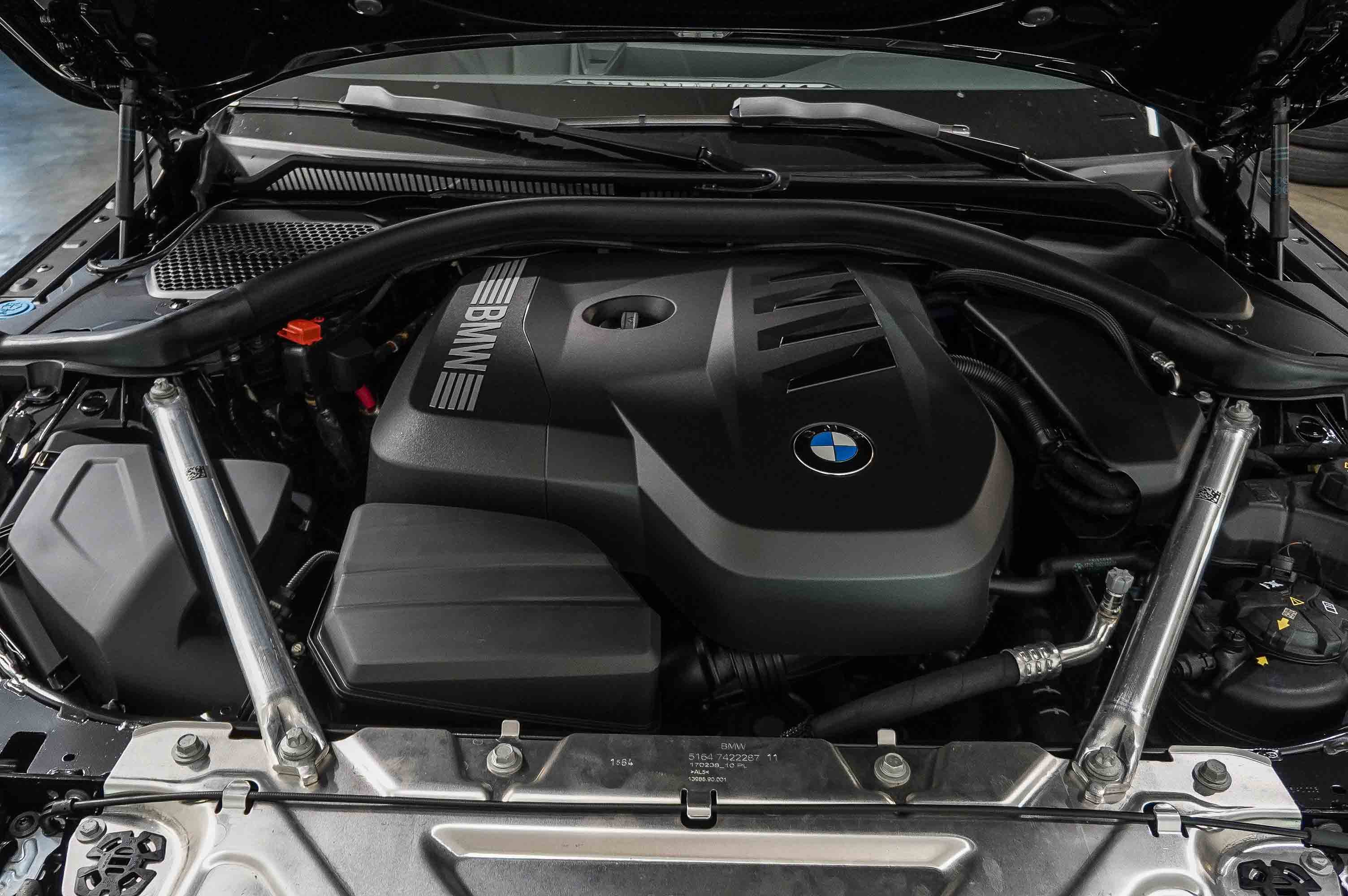 Used 2025 BMW 430i Coupe w/ Convenience Package image 29