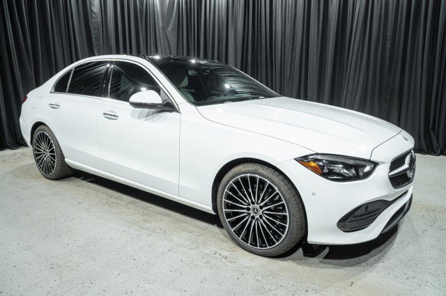 Used 2026 Mercedes-Benz C 300 Sedan image 3