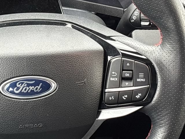 Used 2025 Ford Explorer ST-Line w/ ST-Line Street Pack AWD/4WD image 23