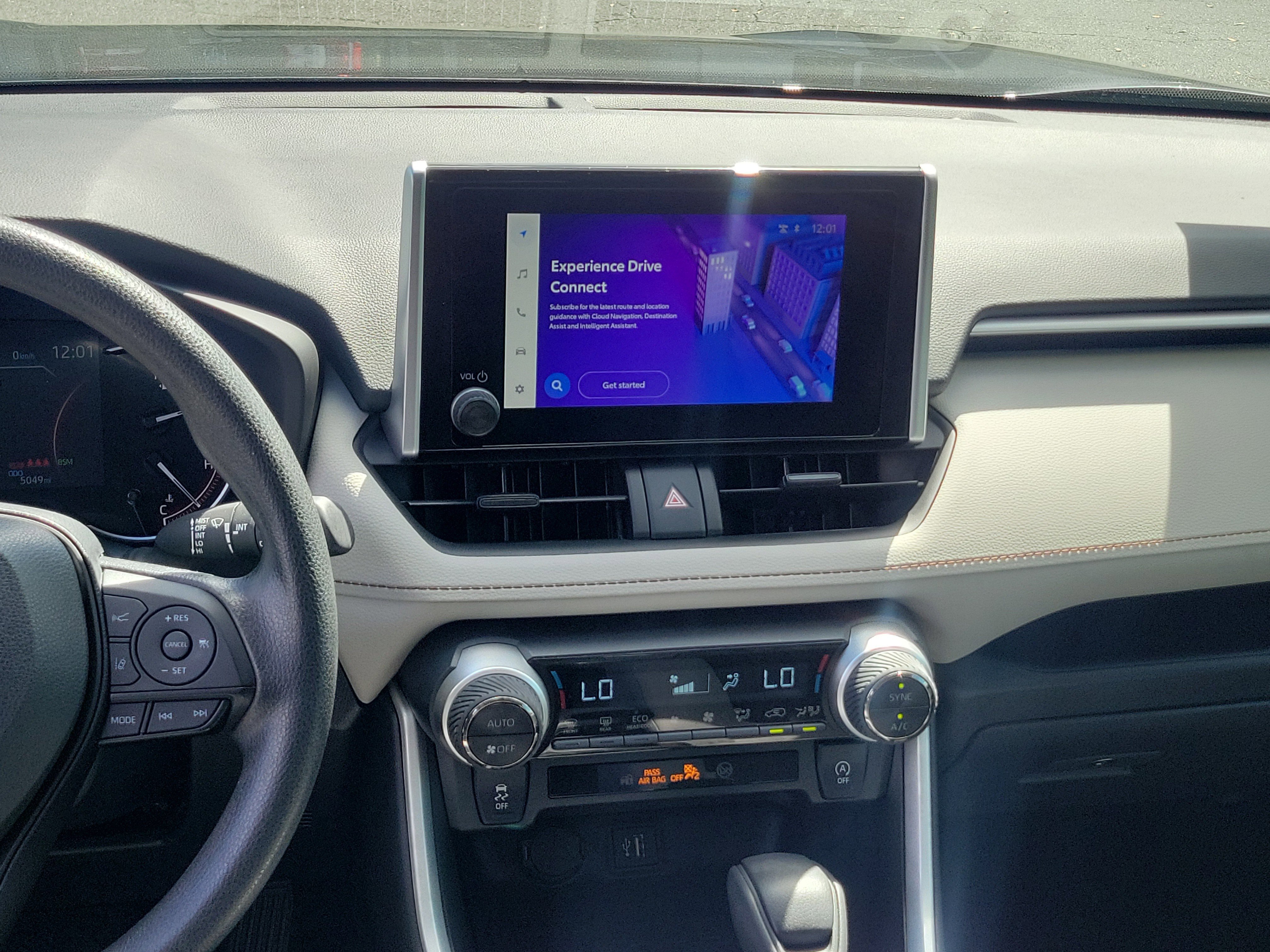 New 2024 Toyota RAV4 XLE w/ Convenience Package FWD image 20