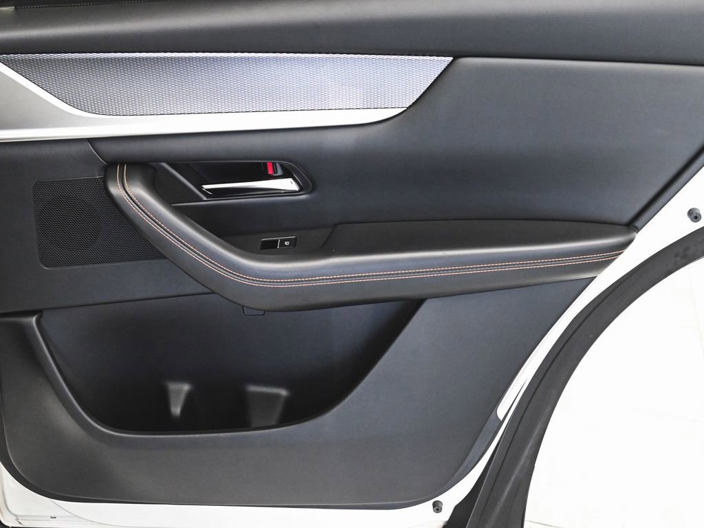 Used 2024 MAZDA CX-90 Plug-In Hybrid w/ Preferred image 16