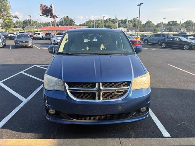Used 2011 Dodge Grand Caravan Crew FWD image 8