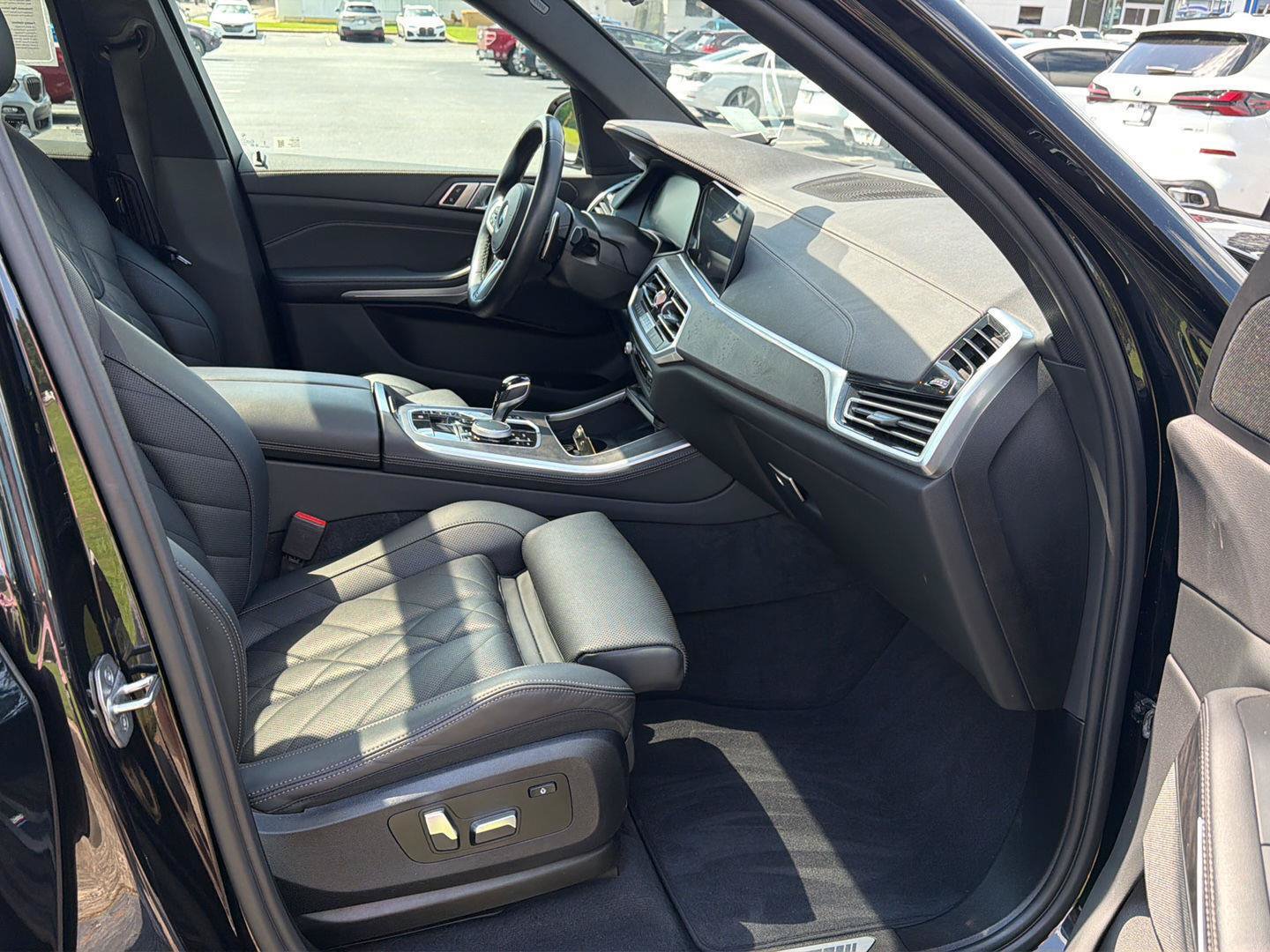 Used 2023 BMW X5 sDrive40i w/ M Sport Package RWD image 13