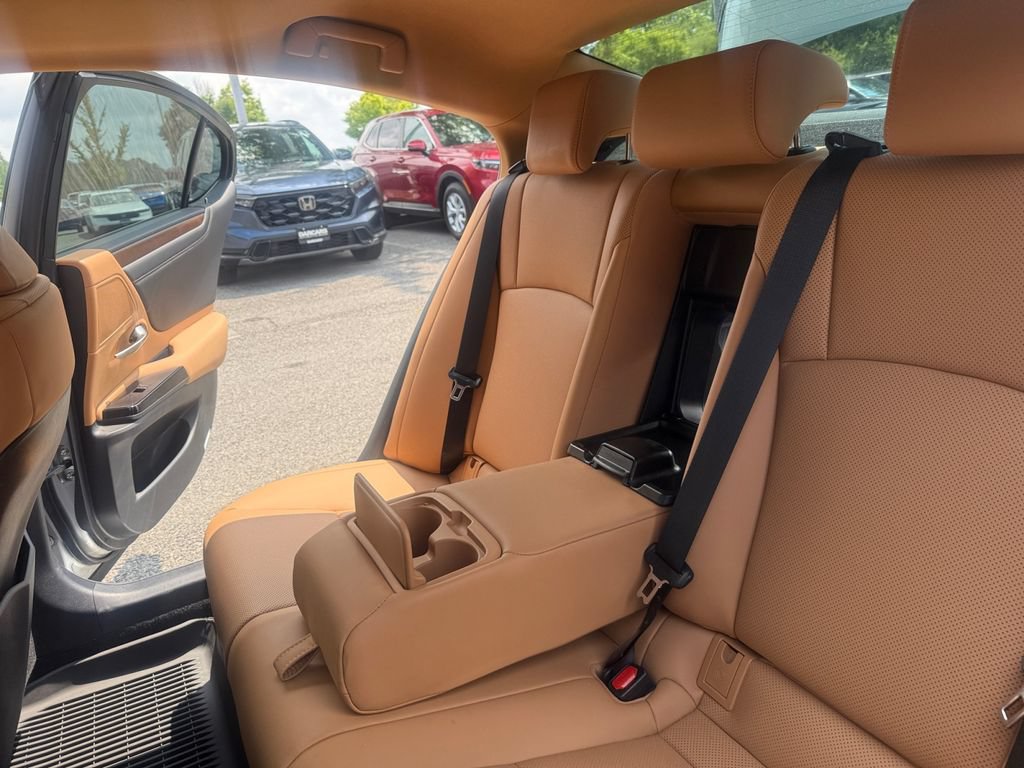 Used 2025 Lexus ES 350 w/ Premium Package FWD image 26