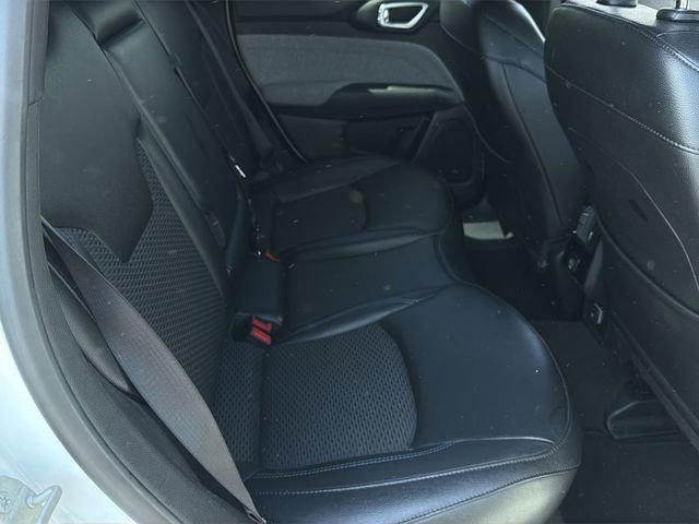 Used 2024 Jeep Compass Latitude image 36